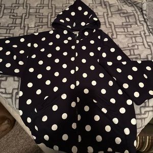 I’m seeing dots!!! Any polka-dot fans? Extremely cozy and soft inside.